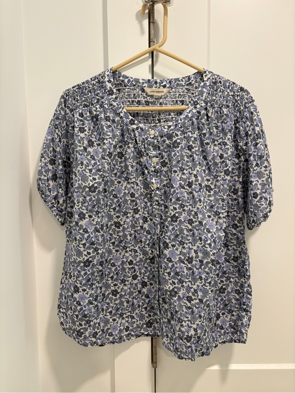 Lucky Brand Blue Floral Short Sleeve Button Front Blouse
